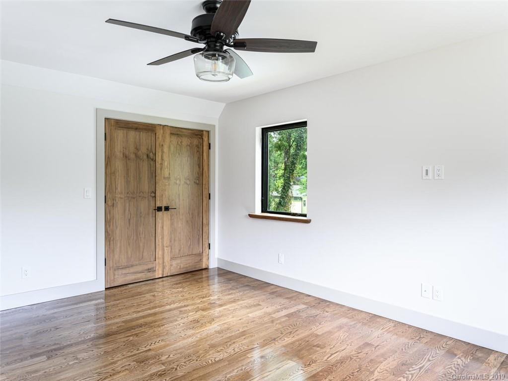 39 Pruitt Street Asheville NC 28806