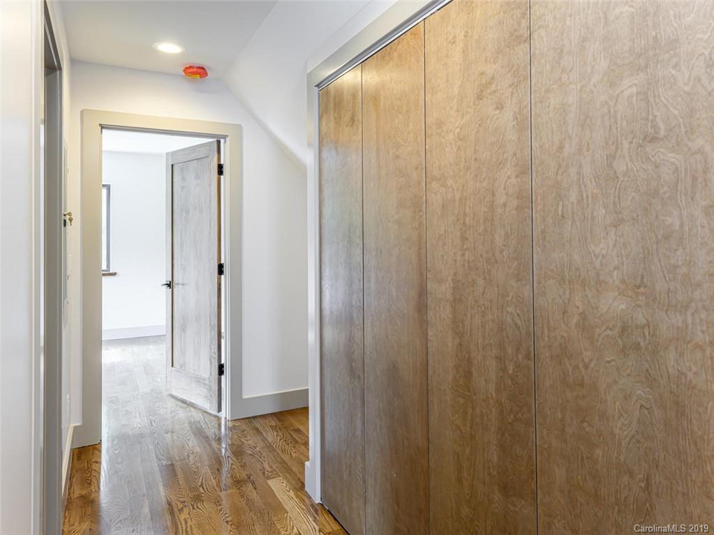 39 Pruitt Street Asheville NC 28806