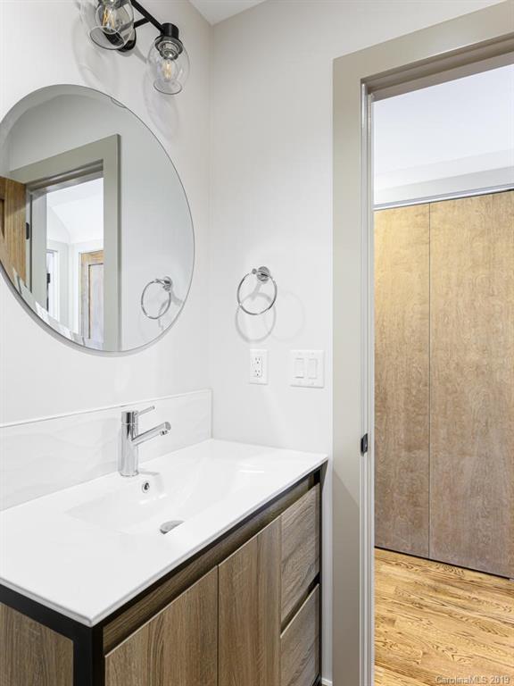 39 Pruitt Street Asheville NC 28806