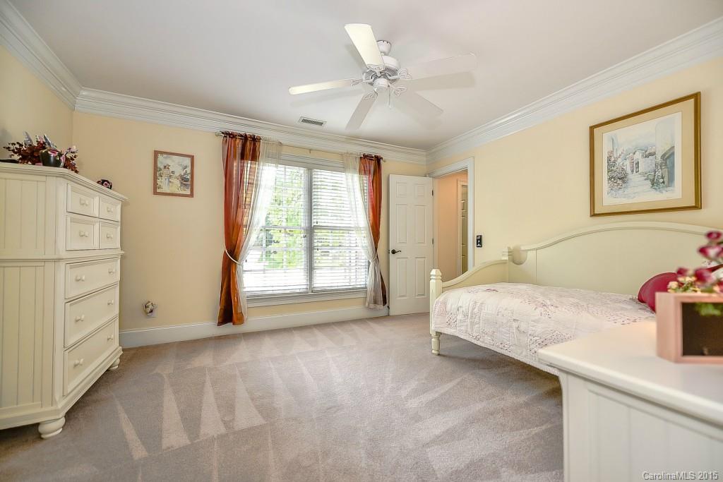 7213 Watersreach Lane Charlotte NC 28277