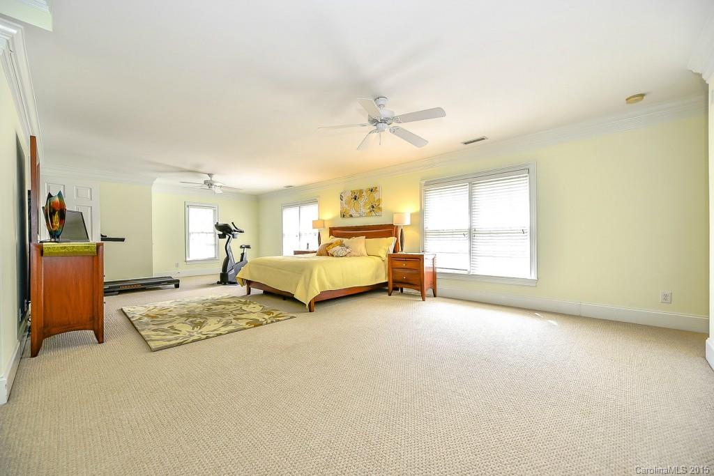 7213 Watersreach Lane Charlotte NC 28277