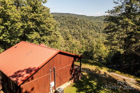805 Deer Crossing Lane Lenoir NC 28645