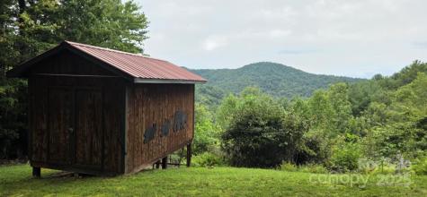 805 Deer Crossing Lane Lenoir NC 28645