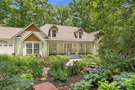 25 Knoll Hill Lane Black Mountain NC 28711