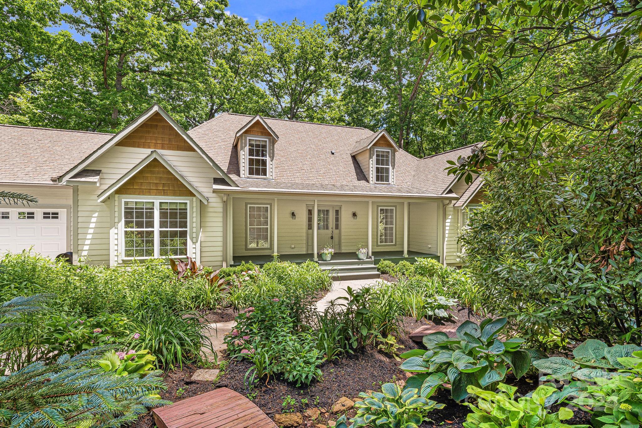 25 Knoll Hill Lane Black Mountain NC 28711
