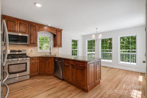 25 Knoll Hill Lane Black Mountain NC 28711