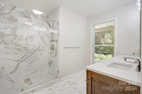 25 Knoll Hill Lane Black Mountain NC 28711