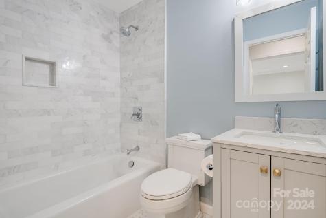 25 Knoll Hill Lane Black Mountain NC 28711