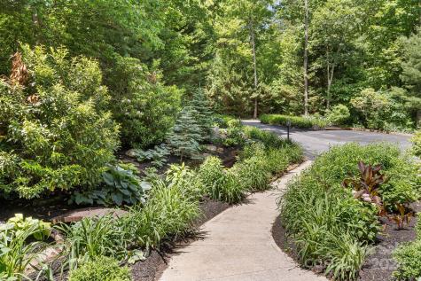 25 Knoll Hill Lane Black Mountain NC 28711