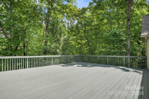 25 Knoll Hill Lane Black Mountain NC 28711