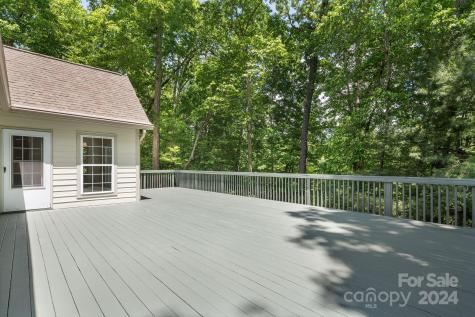 25 Knoll Hill Lane Black Mountain NC 28711