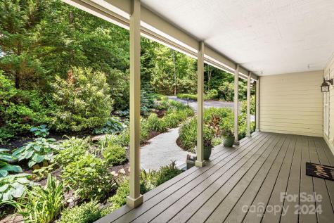 25 Knoll Hill Lane Black Mountain NC 28711