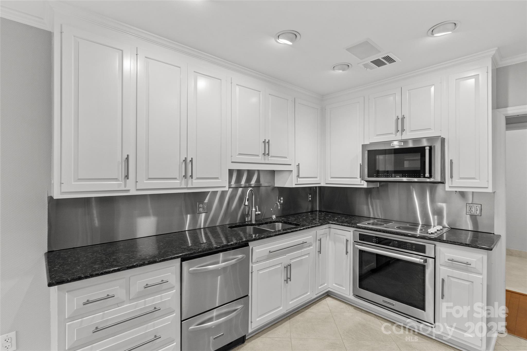 5306 Sandtrap Lane Charlotte NC 28226