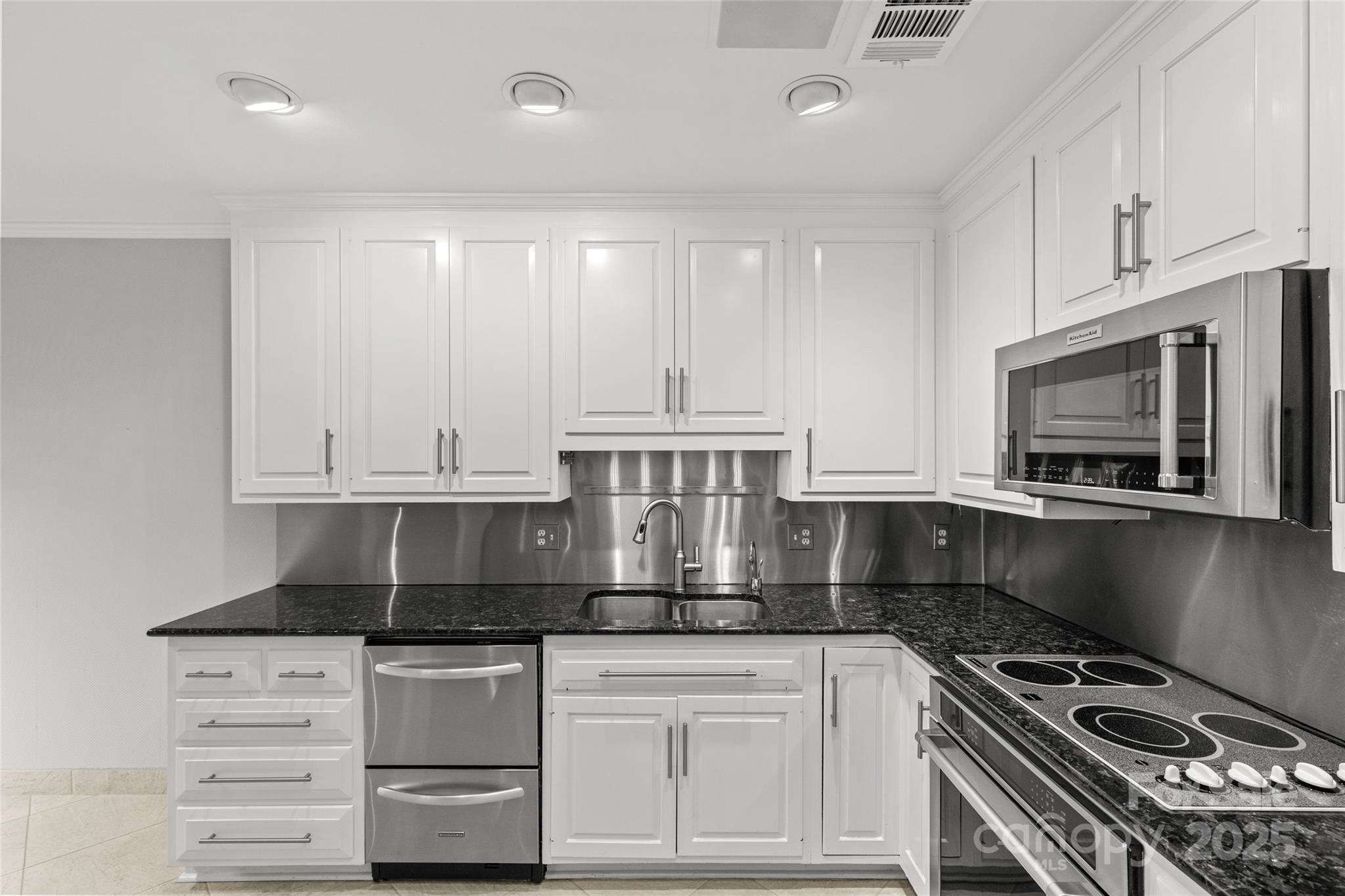 5306 Sandtrap Lane Charlotte NC 28226