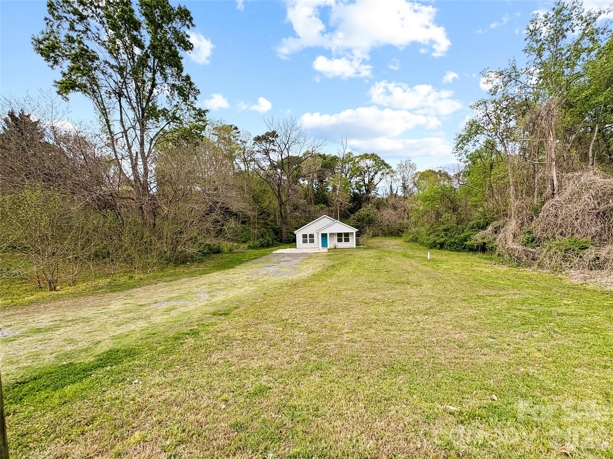 1096 12th Avenue NW Hickory NC 28601