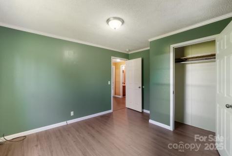 1069 Heather Glen Drive Catawba NC 28609