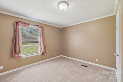 1069 Heather Glen Drive Catawba NC 28609