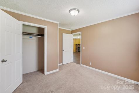 1069 Heather Glen Drive Catawba NC 28609