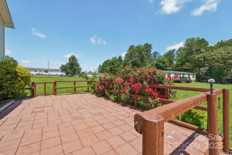 1069 Heather Glen Drive Catawba NC 28609