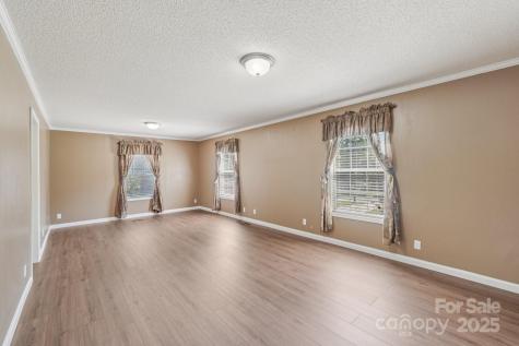 1069 Heather Glen Drive Catawba NC 28609