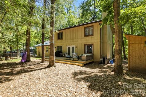 1 Eastway Court Fletcher NC 28732