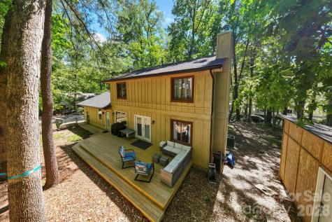 1 Eastway Court Fletcher NC 28732