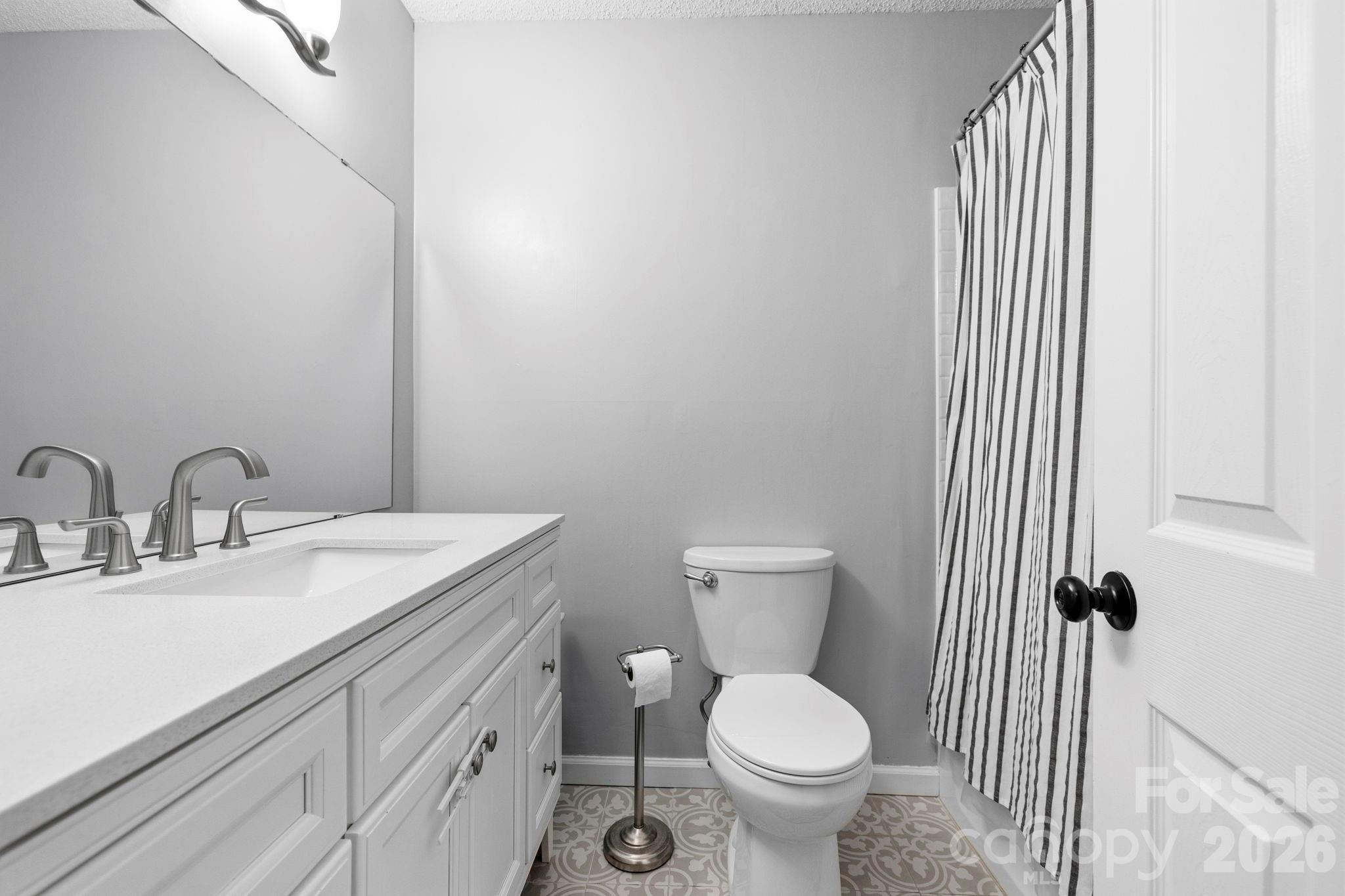 1 Eastway Court Fletcher NC 28732