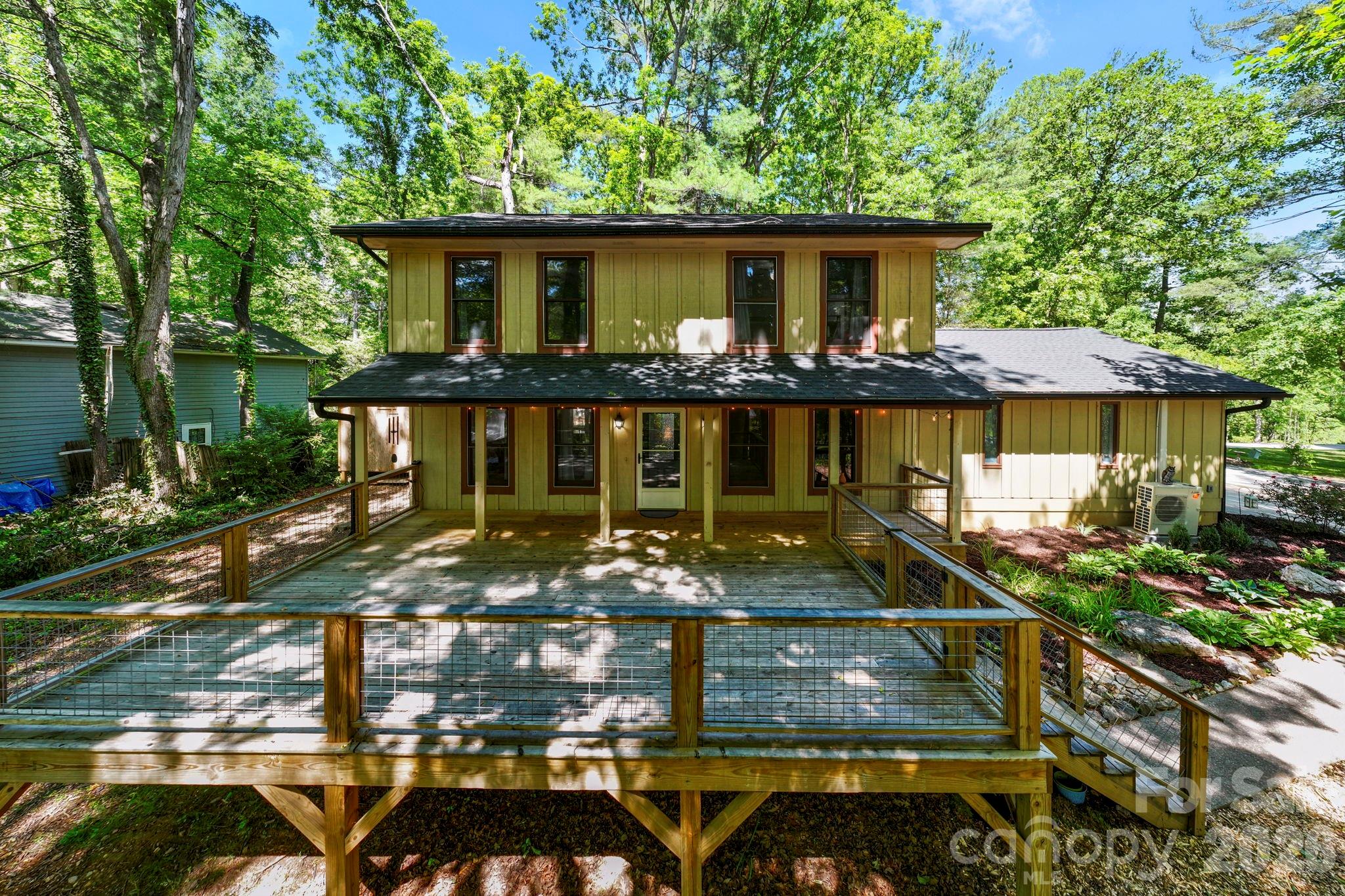 1 Eastway Court Fletcher NC 28732