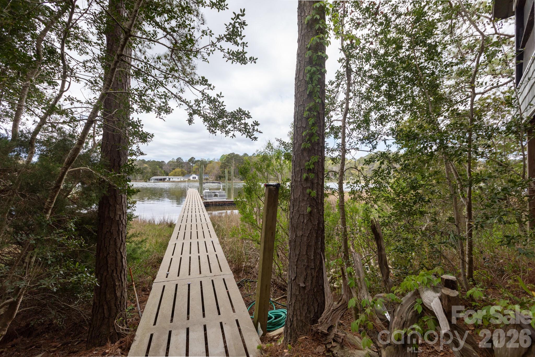 211 Fannie Creek Lane Sneads Ferry NC 28460