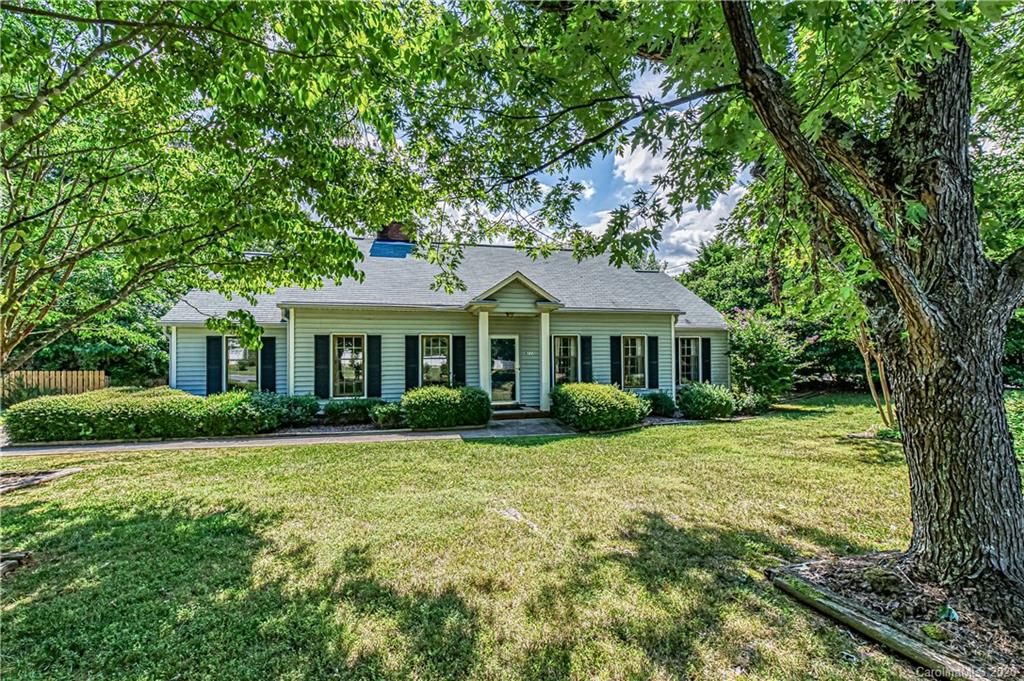 8233 Schooner Lane Charlotte NC 28270