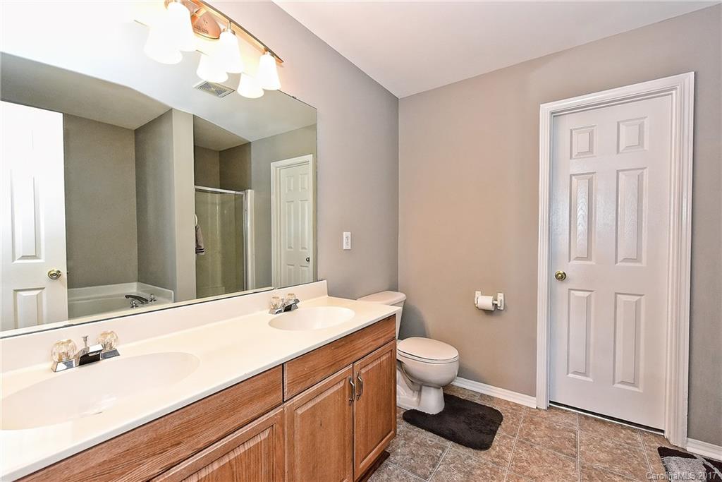9418 Bayview Parkway Charlotte NC 28216