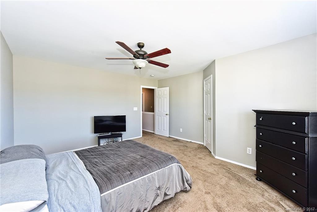 9418 Bayview Parkway Charlotte NC 28216
