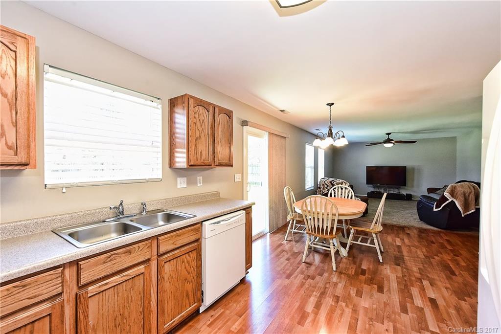 9418 Bayview Parkway Charlotte NC 28216