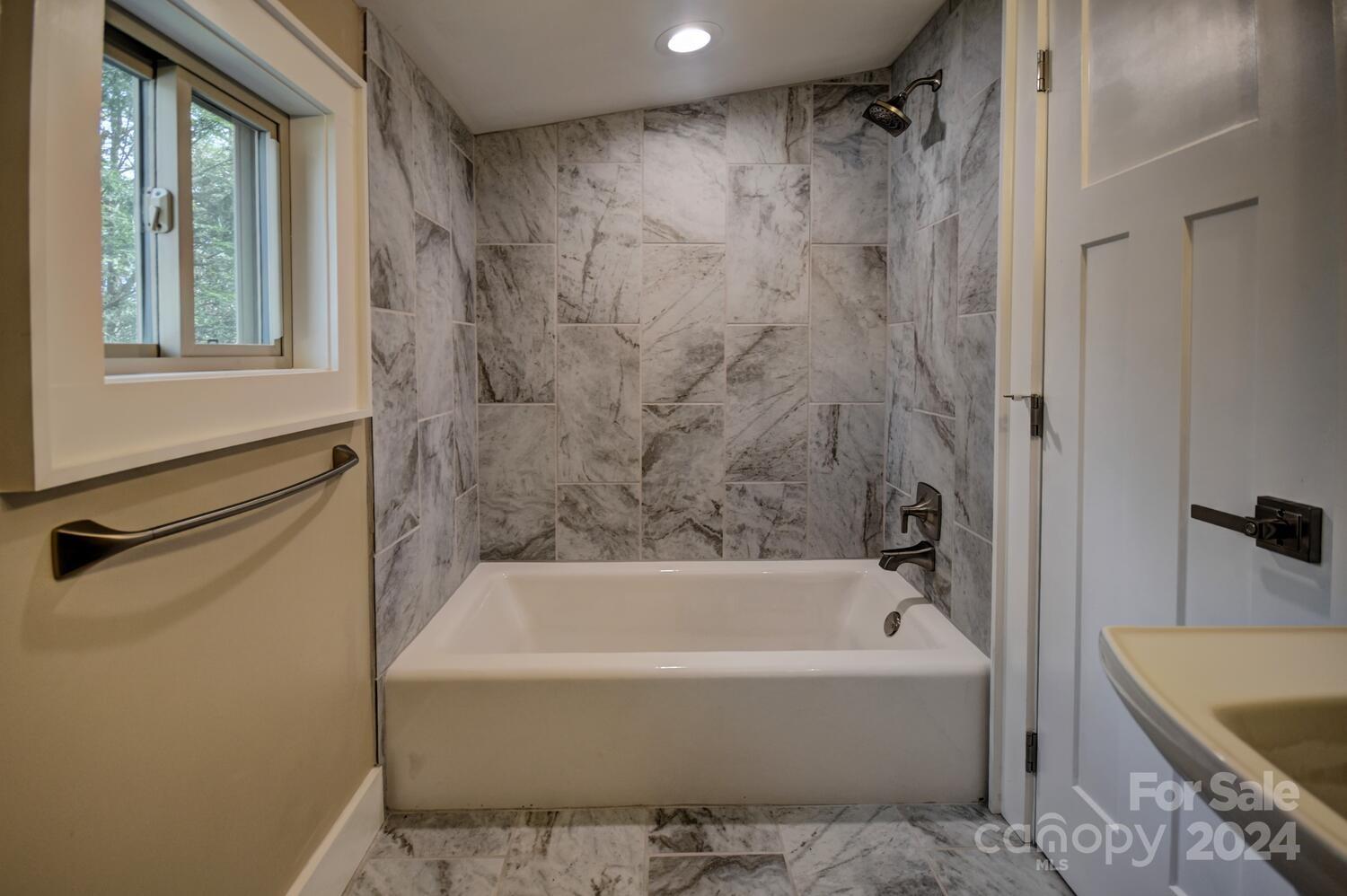 20 Lisa Lane Maggie Valley NC 28751