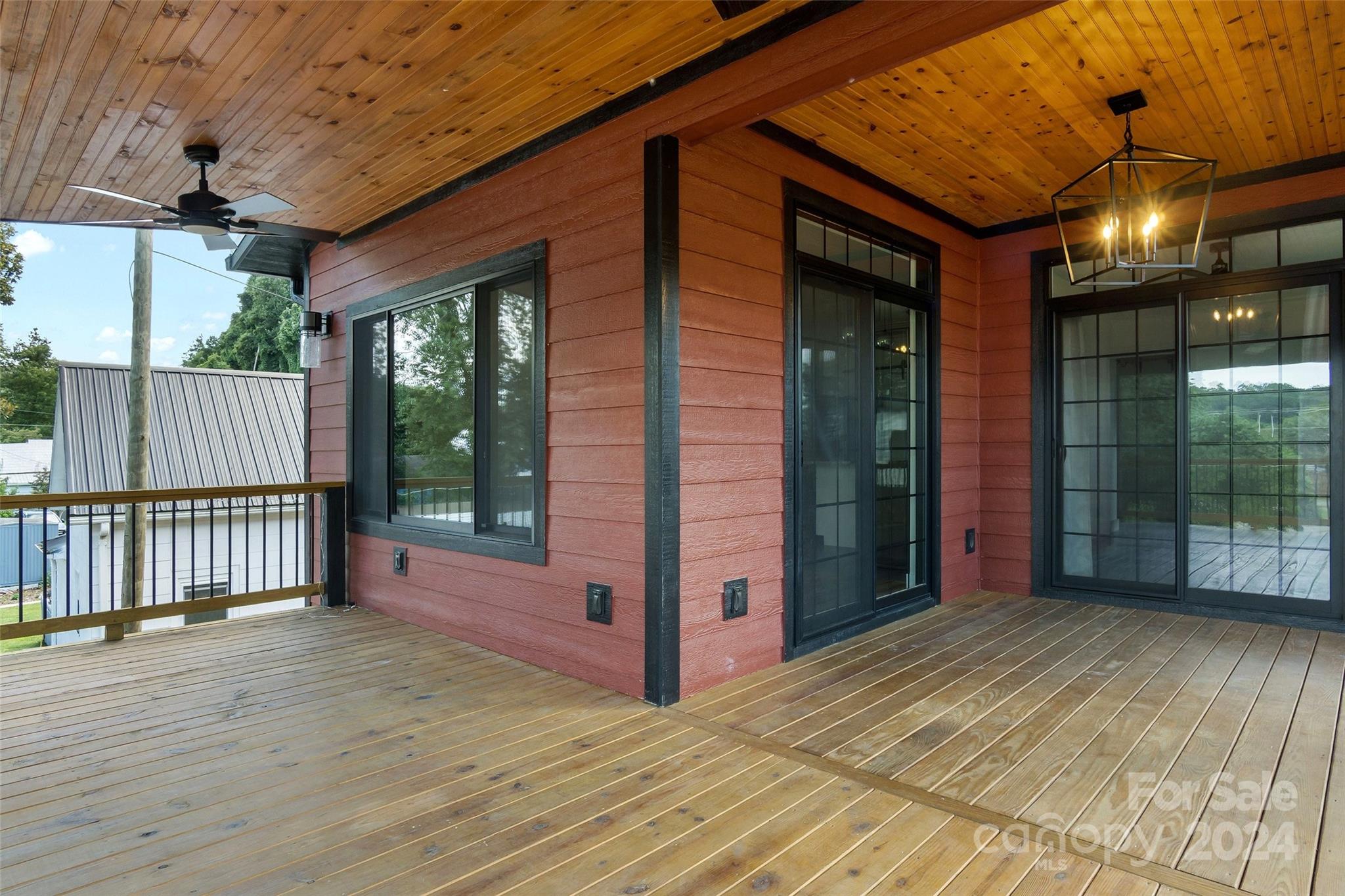 19 Salisbury Avenue Old Fort NC 28762