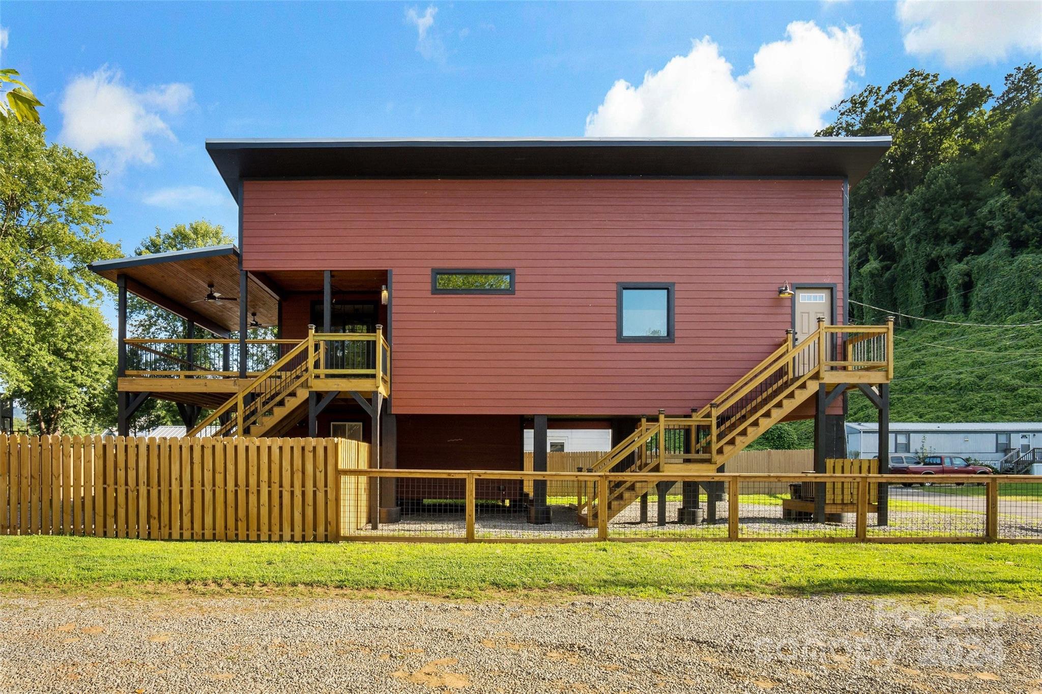 19 Salisbury Avenue Old Fort NC 28762