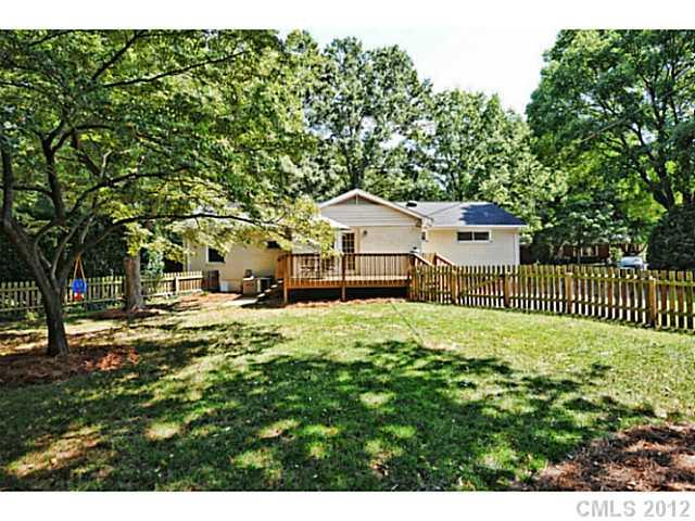5231 Wedgewood Drive Charlotte NC 28210