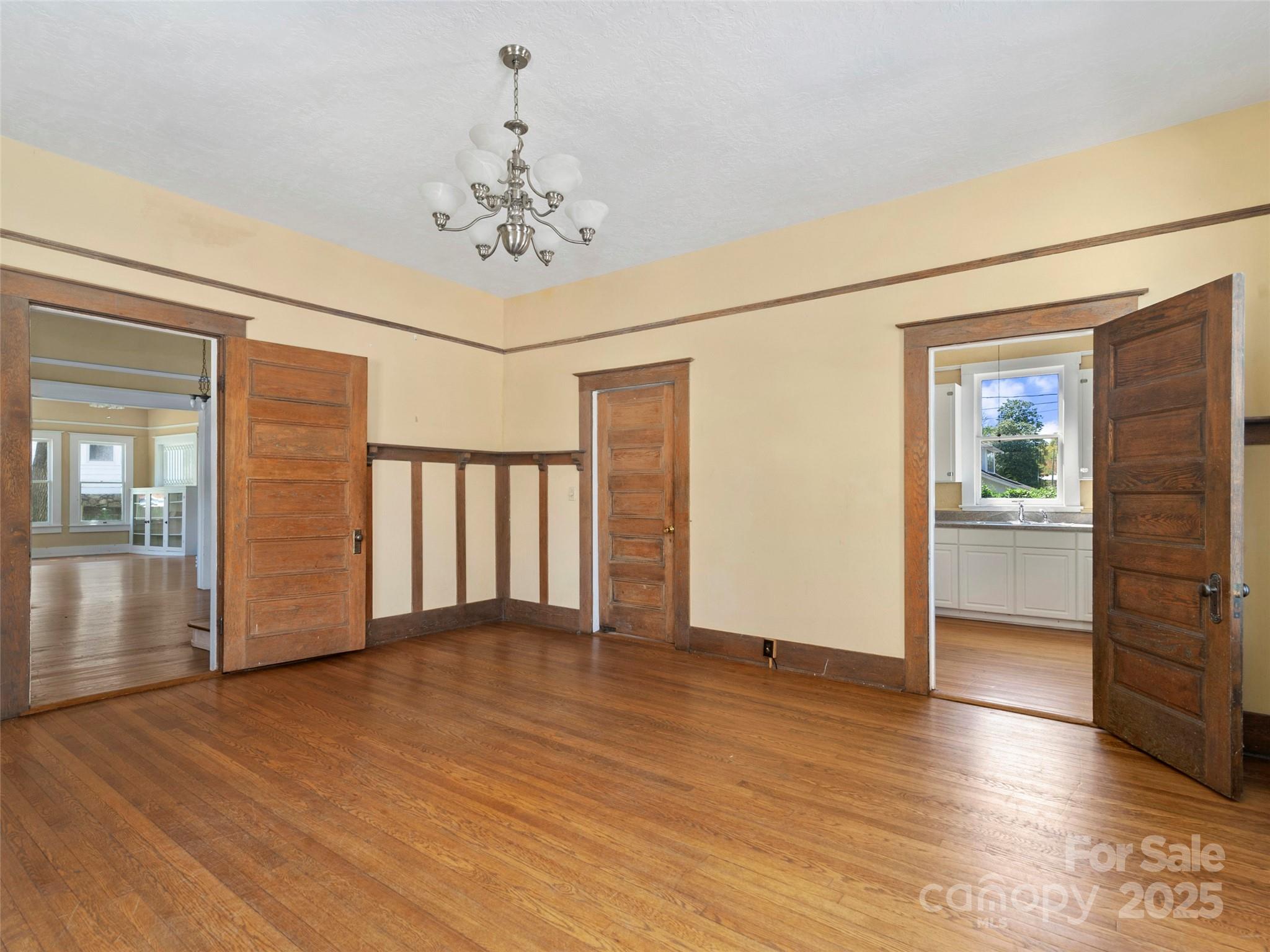 99 Walnut Street Waynesville NC 28786