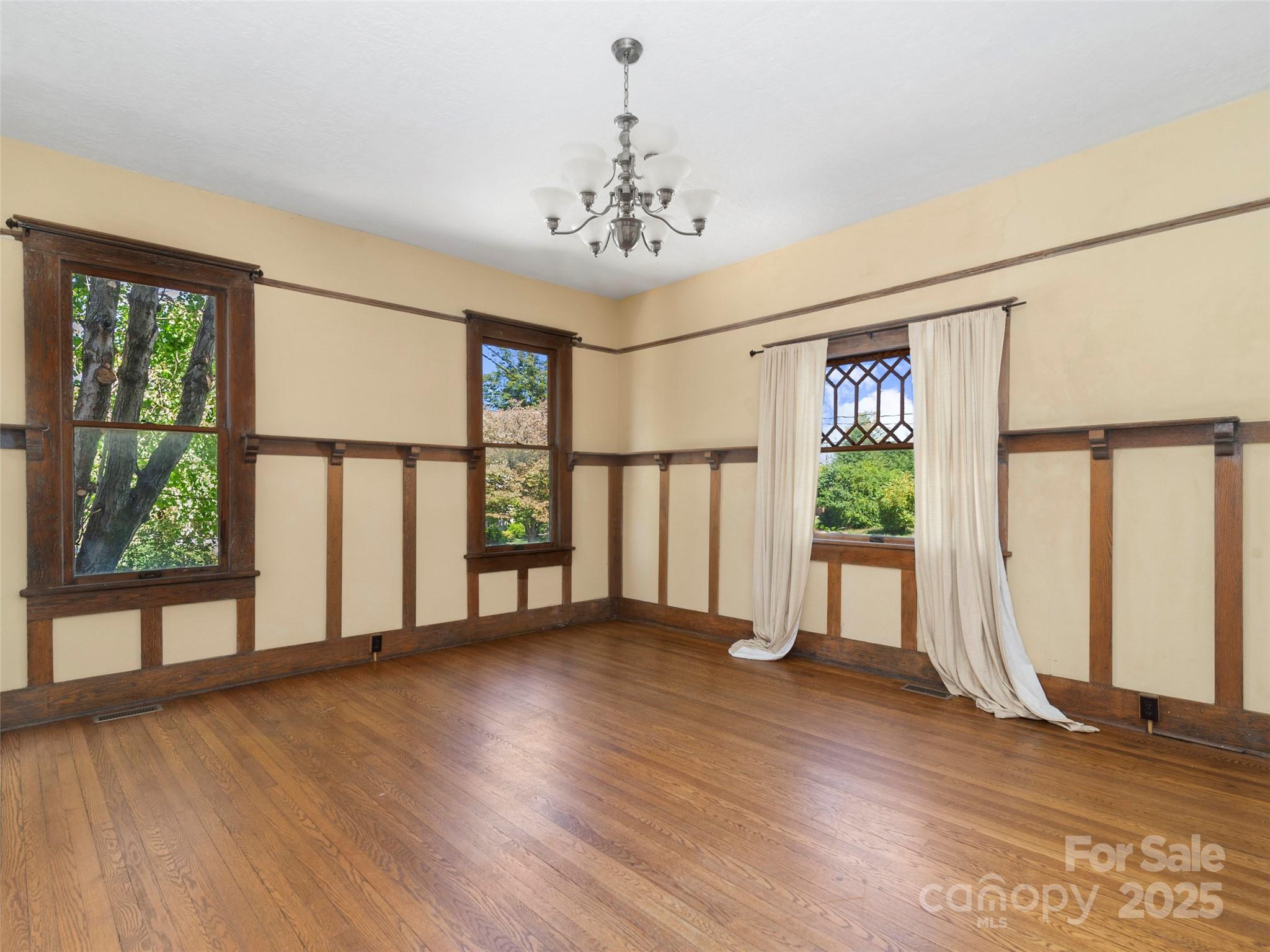 99 Walnut Street Waynesville NC 28786