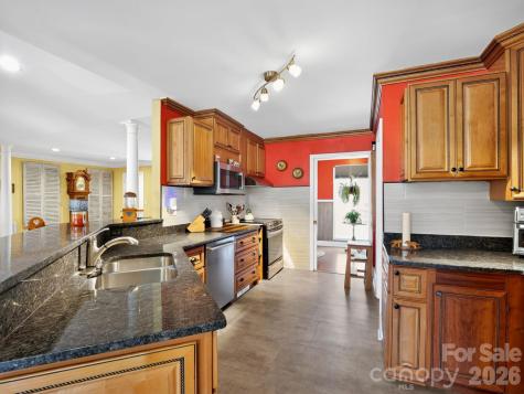 1035 Mcmillan Road Cheraw SC 29520