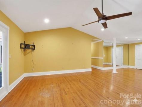 1035 Mcmillan Road Cheraw SC 29520