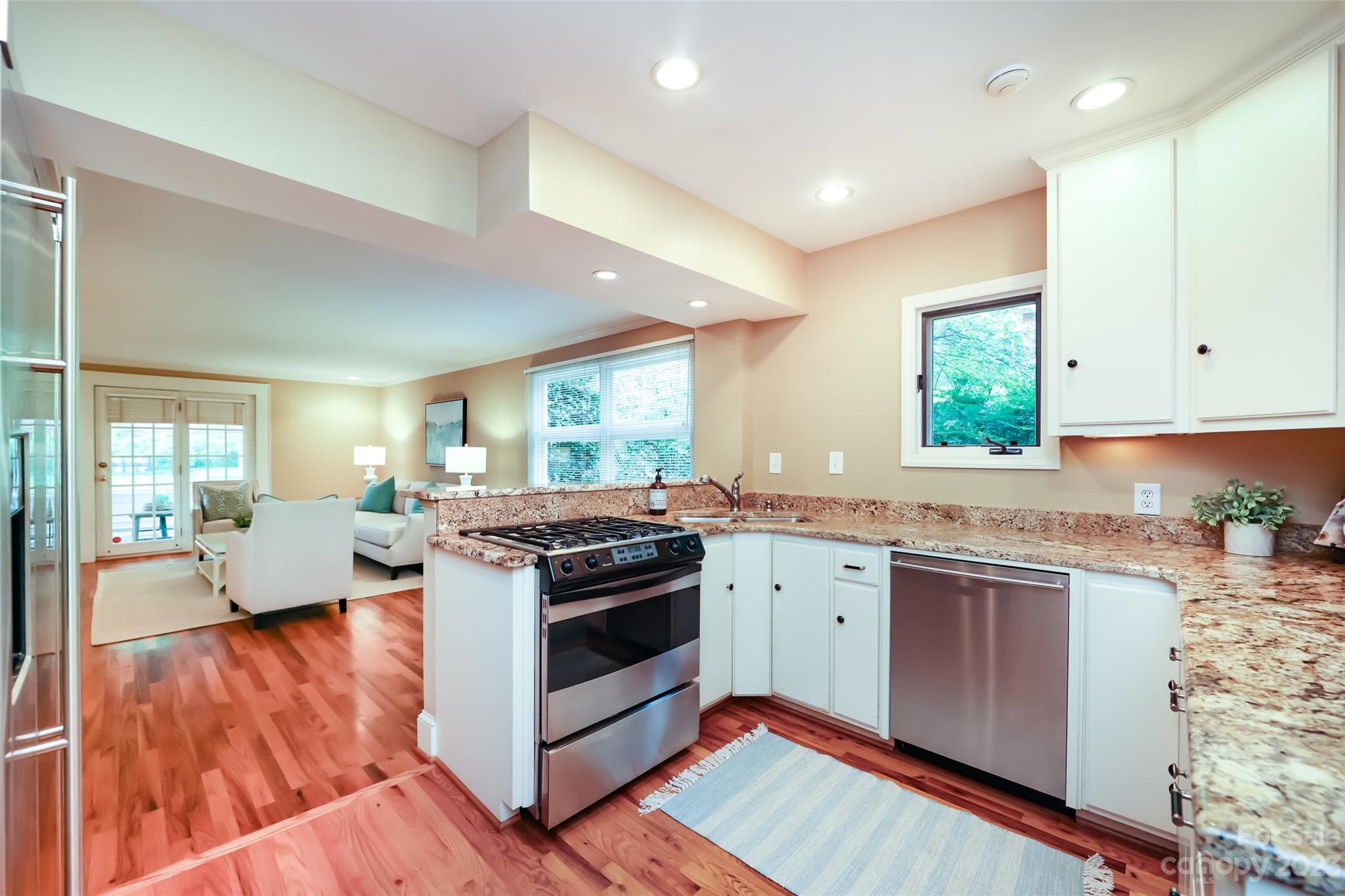 336 Ridgewood Avenue Charlotte NC 28209