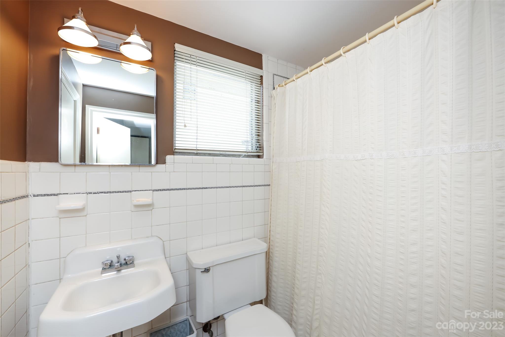 336 Ridgewood Avenue Charlotte NC 28209