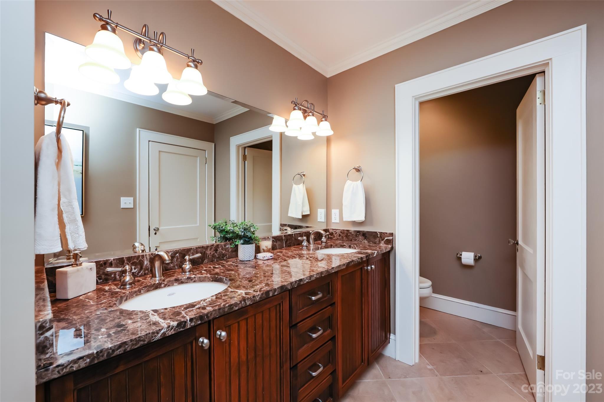 336 Ridgewood Avenue Charlotte NC 28209