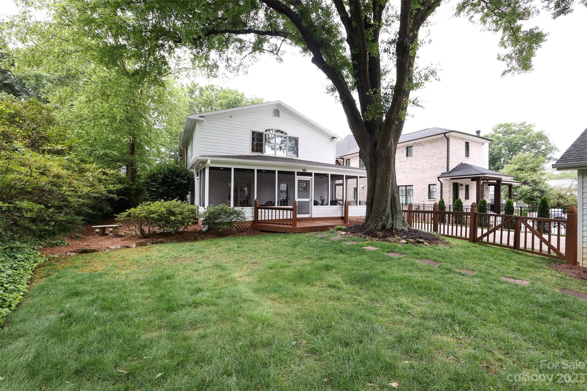 336 Ridgewood Avenue Charlotte NC 28209