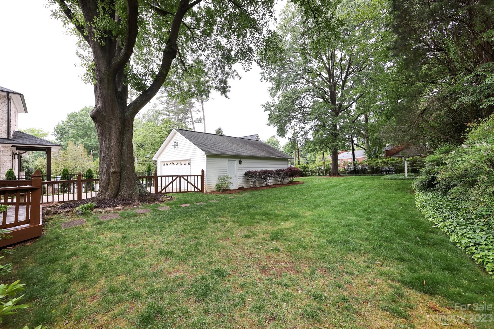 336 Ridgewood Avenue Charlotte NC 28209
