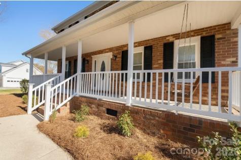 8225 Kensington Lane Harrisburg NC 28075