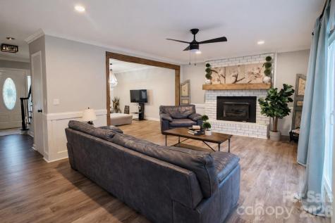 8225 Kensington Lane Harrisburg NC 28075