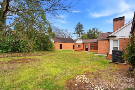 2637 Armstrong Circle Gastonia NC 28054