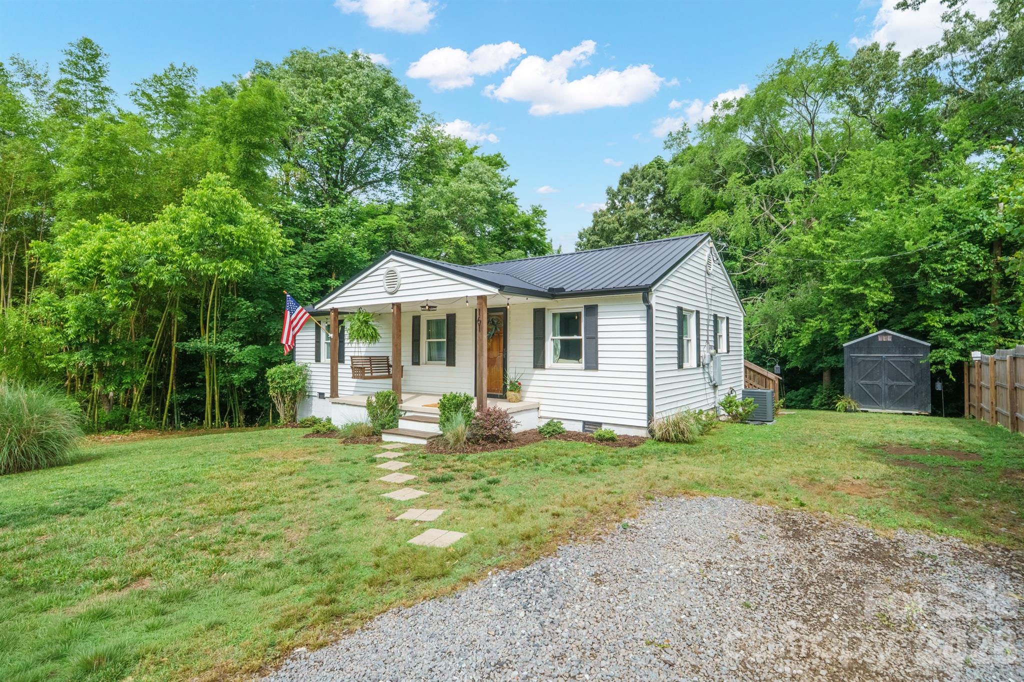 161 Holman Street Mocksville NC 27028